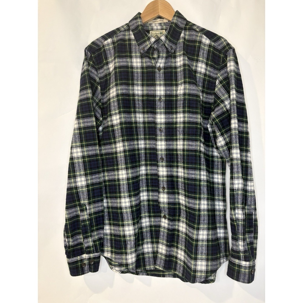 LL Bean Shirt Mens Medium Multi Scotch Plaid Flannel Slightly Fitted Camp Hiking